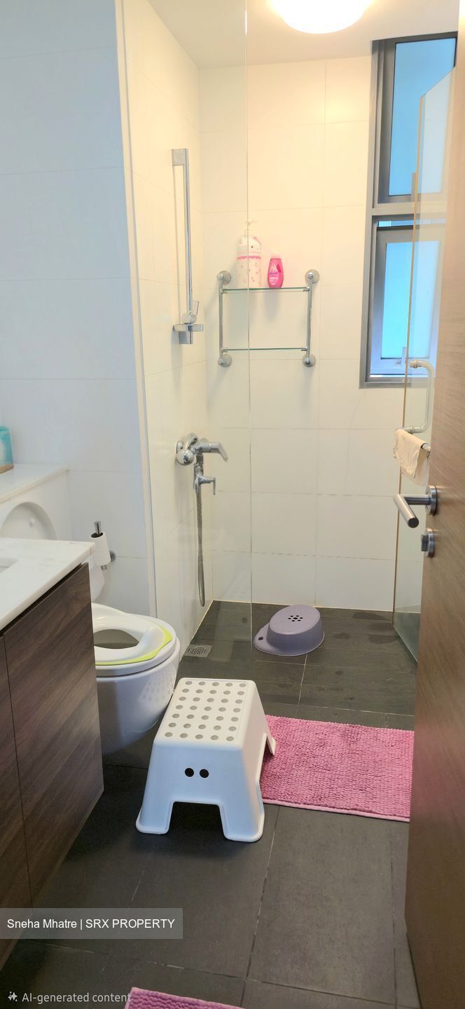 Double Bay Residences (D18), Condominium #560079591